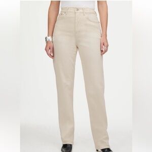 NWT - Madewell Cream Curvy '90s Straight Jeans